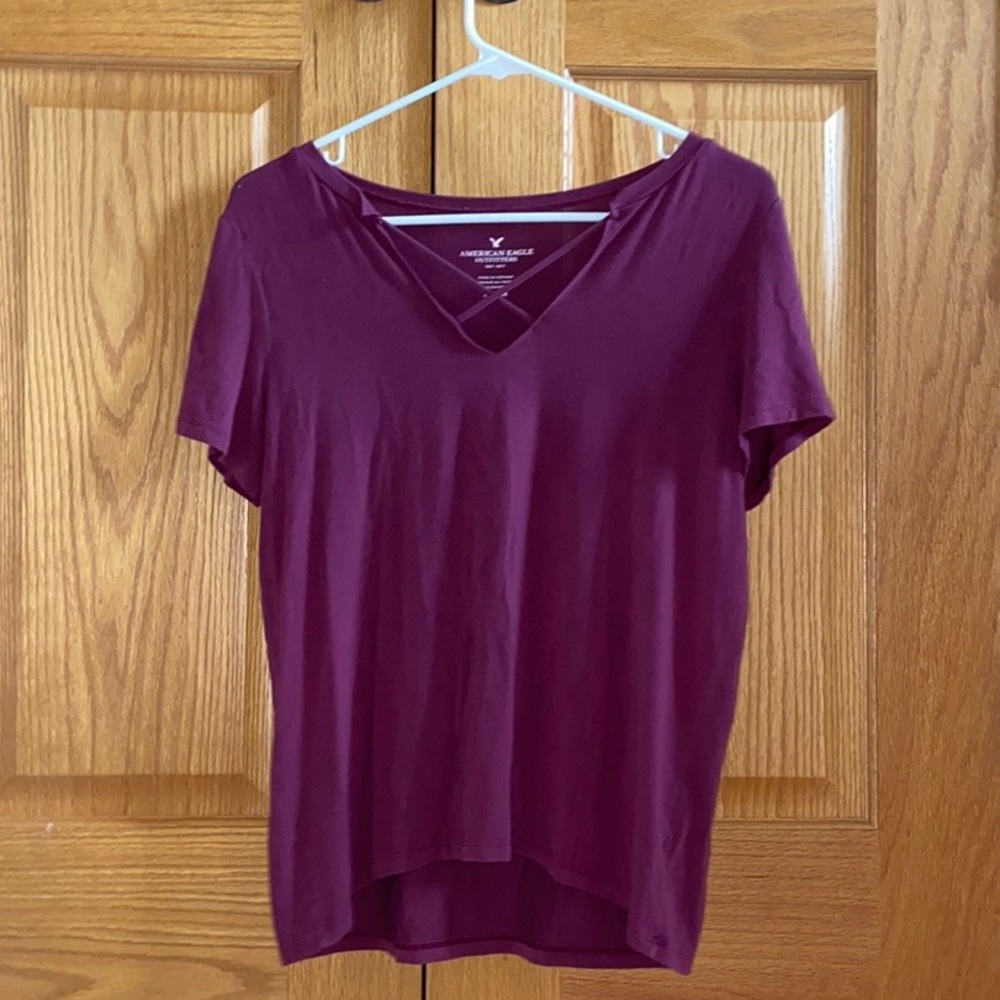 WOMENS AEO MAROON CRISS CROSS TOP